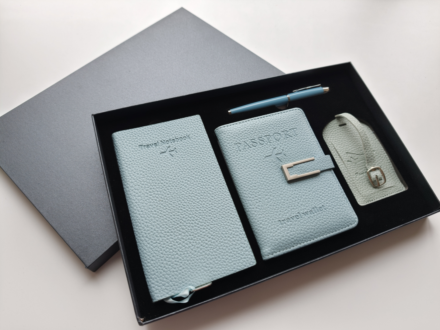 Arctic Blue – Elegant Travel Gift Set
