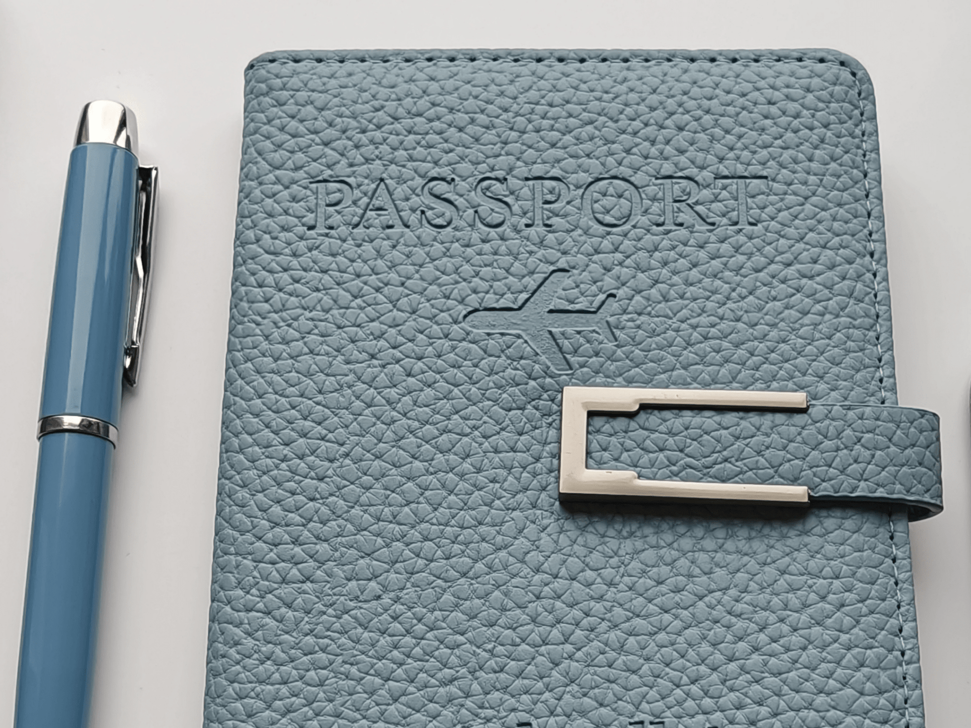 Arctic Blue – Elegant Travel Gift Set - Golden Line Box