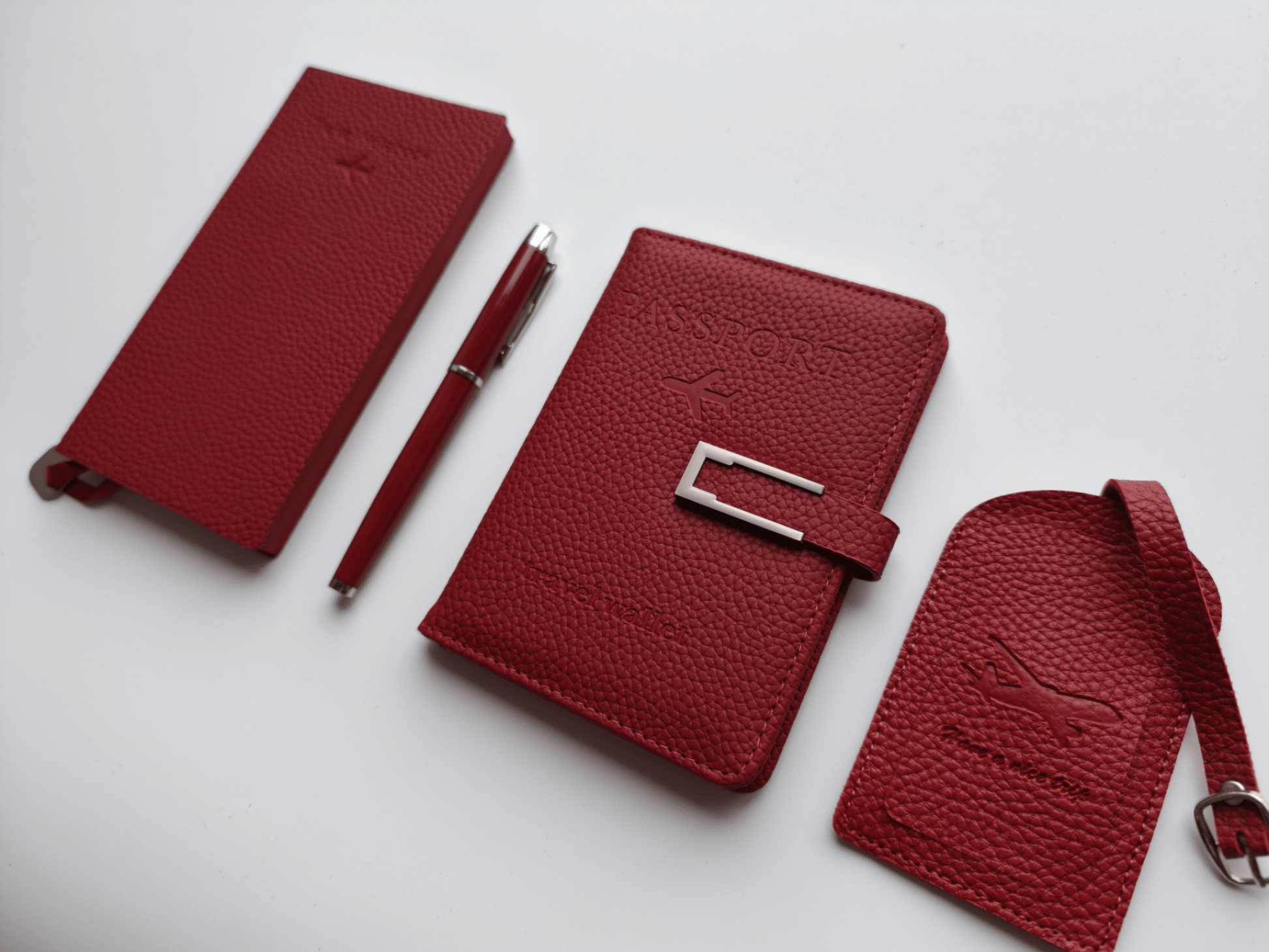 Royal Red – Elegant Travel Gift Set - Golden Line Box